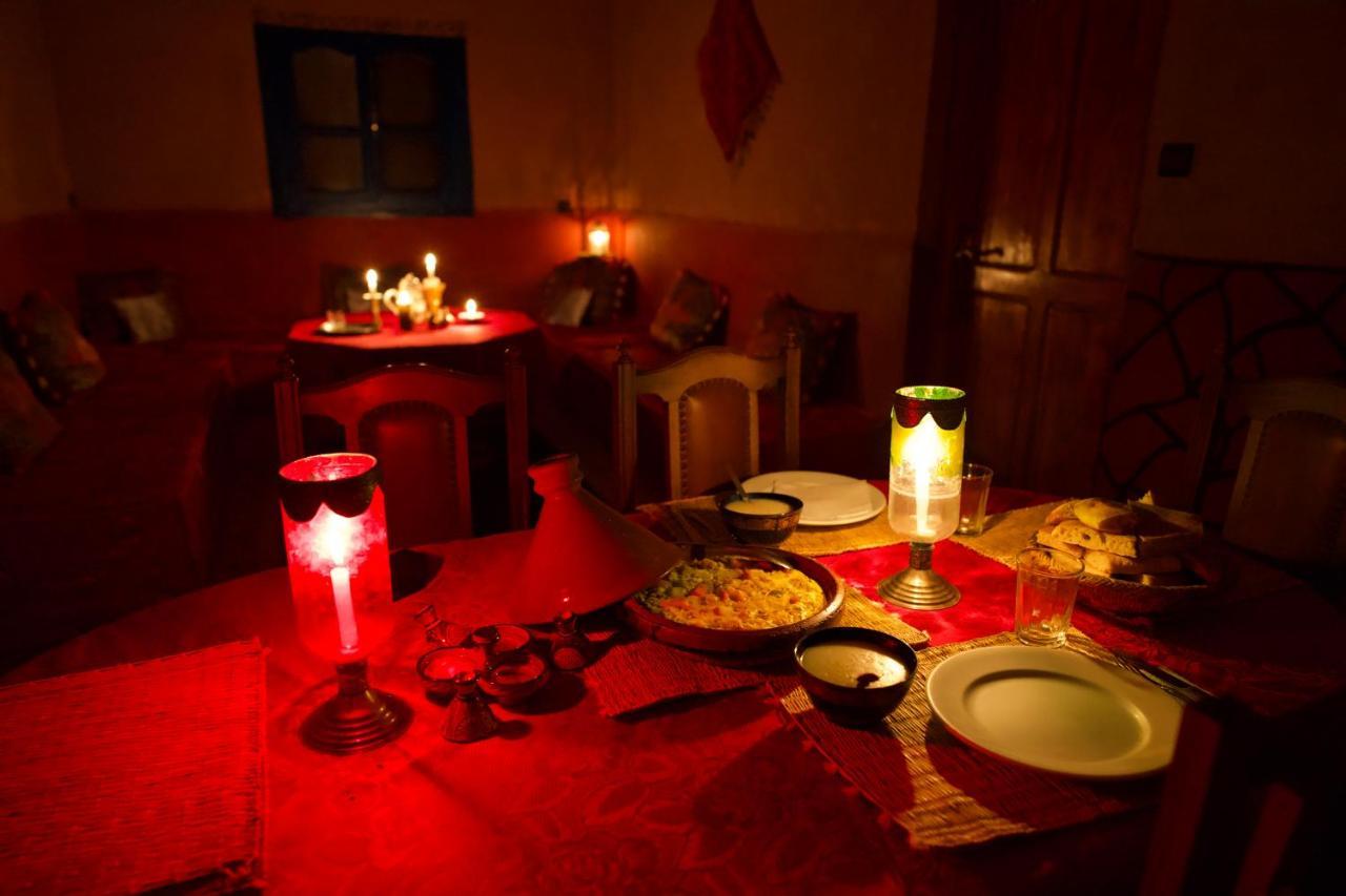 Riad Tigmi Du Soleil آيت بن حدو المظهر الخارجي الصورة