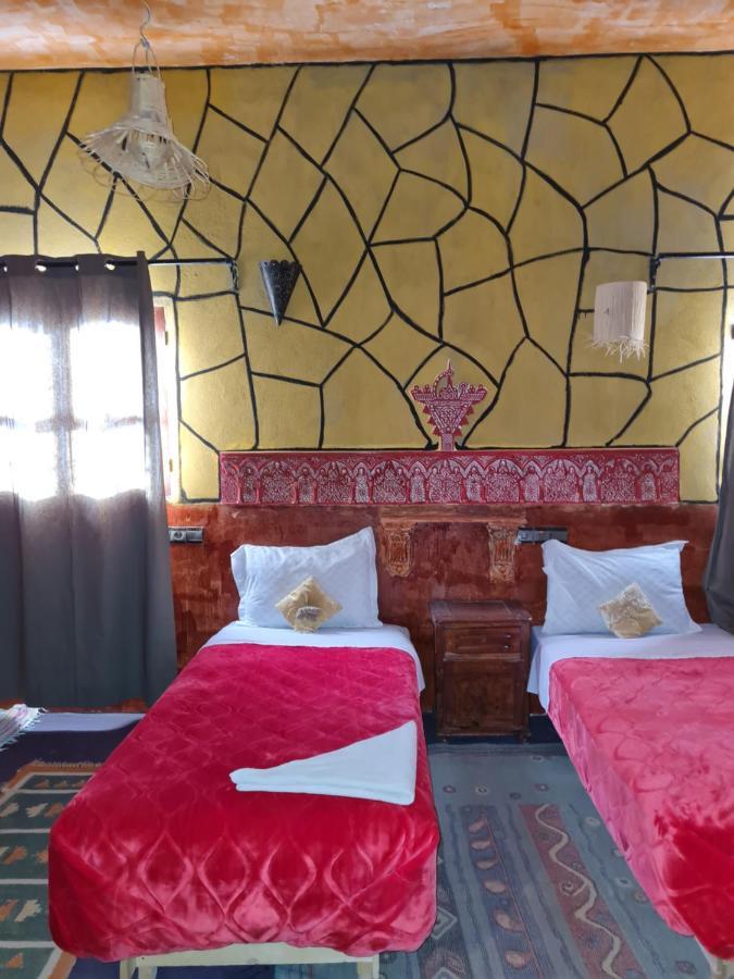 Riad Tigmi Du Soleil آيت بن حدو المظهر الخارجي الصورة