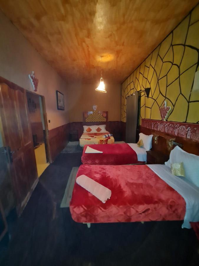 Riad Tigmi Du Soleil آيت بن حدو المظهر الخارجي الصورة