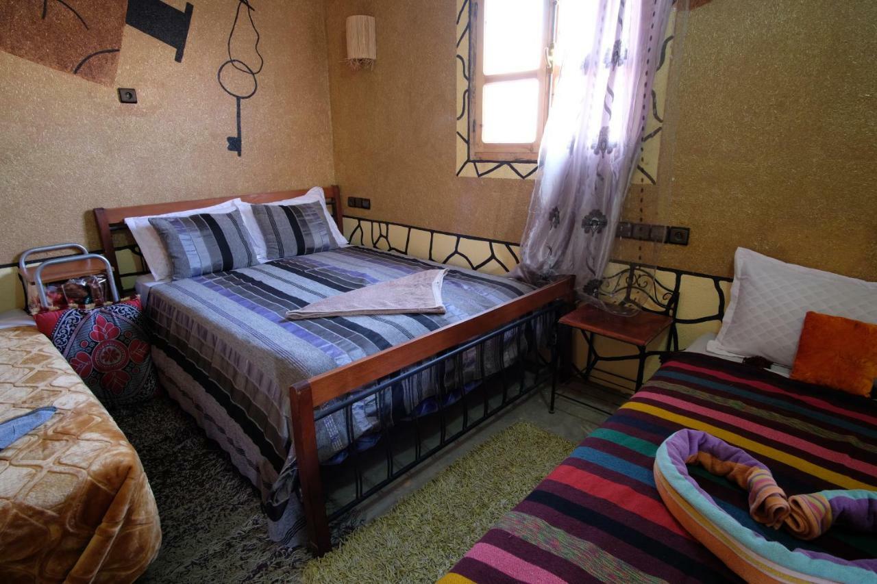 Riad Tigmi Du Soleil آيت بن حدو المظهر الخارجي الصورة